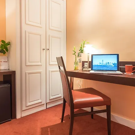Virgina Hotel 3*