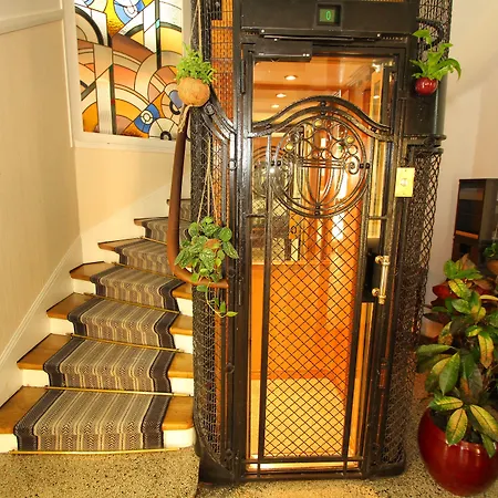 维吉尼亚酒店 3* 巴黎