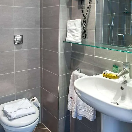 Virgina Hotel 3*