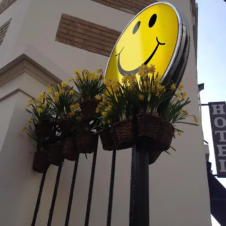 Hotel Virgina 3*