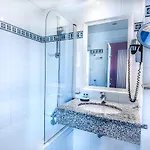 Hotel Virgina 3*